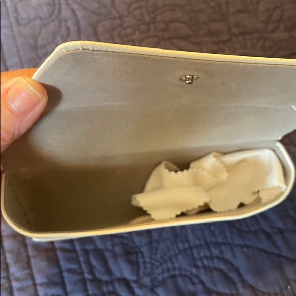 Michael Kors Beige Designer Eyewear Case Sunglass EUC Cleaning Cloth Snap Close - Picture 3 of 6